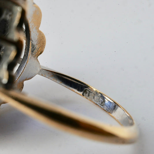 Natural, Un Heated, Ceylon (Sri Lanka) Cornflower Blue Sapphire 4.50cts Surrounded By 2.50ct (est) of White Old Mine Cut Diamonds