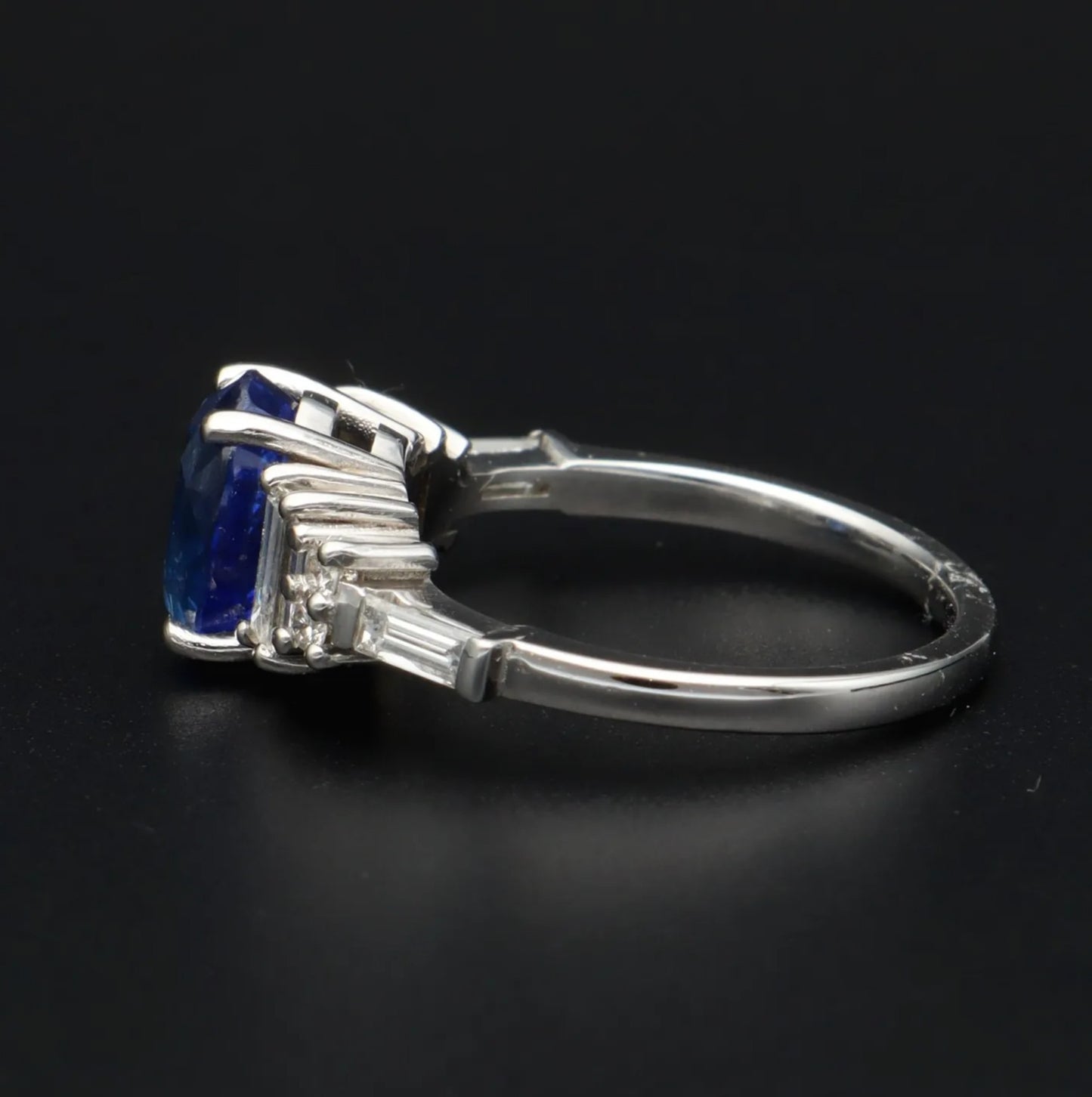 Sapphire & Diamond Platinum Ring | 3.02ct Oval Sapphire | Size M