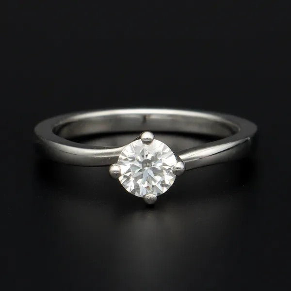 Platinum Solitaire Diamond Ring | G/H VS2 | Twist Setting | Size K