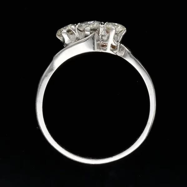 White Gold Three-Stone Diamond Ring - Twist Setting - Size K1/2
