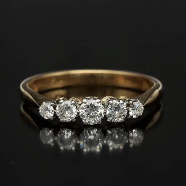 18k Gold Five-Stone Diamond Ring | G VS Diamonds | Size M1/2